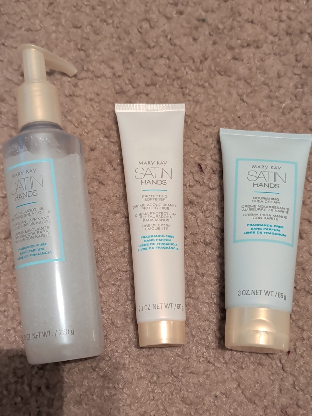 Mary Kay Satin Hands Trio in Light Blue and White Packaging